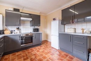 Kitchen- click for photo gallery